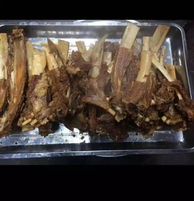 石首的这家十几年的牛骨头店你去过吗?这里居然