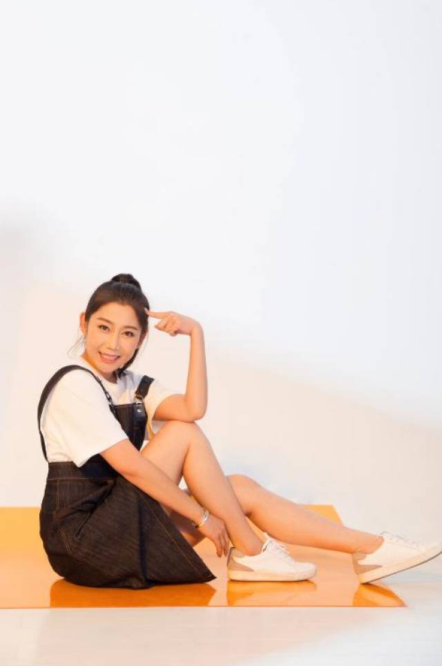 李翠翠少女系写真曝光活力满满