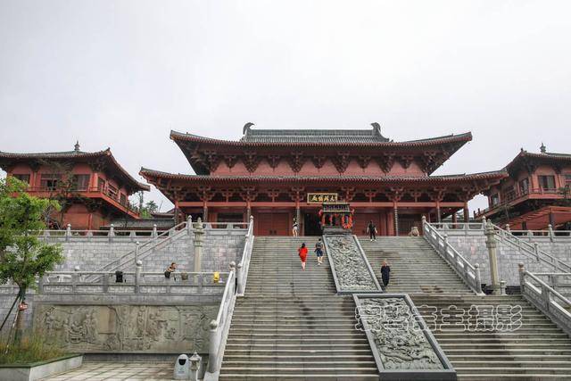 南川金佛山金佛寺图片