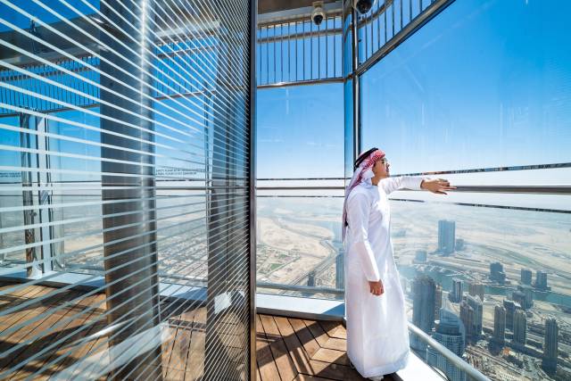 哈利法塔,盖半路也有揭不开锅的时候