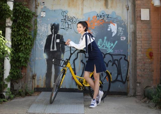 她叫琪格 来自厦门 毕业于中国传媒大学 身高167 体