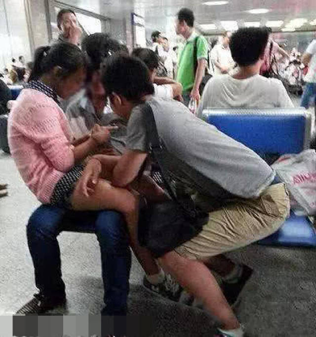 搞笑内涵图:为什么就我们班的男生最丑,帅哥都在隔壁班?