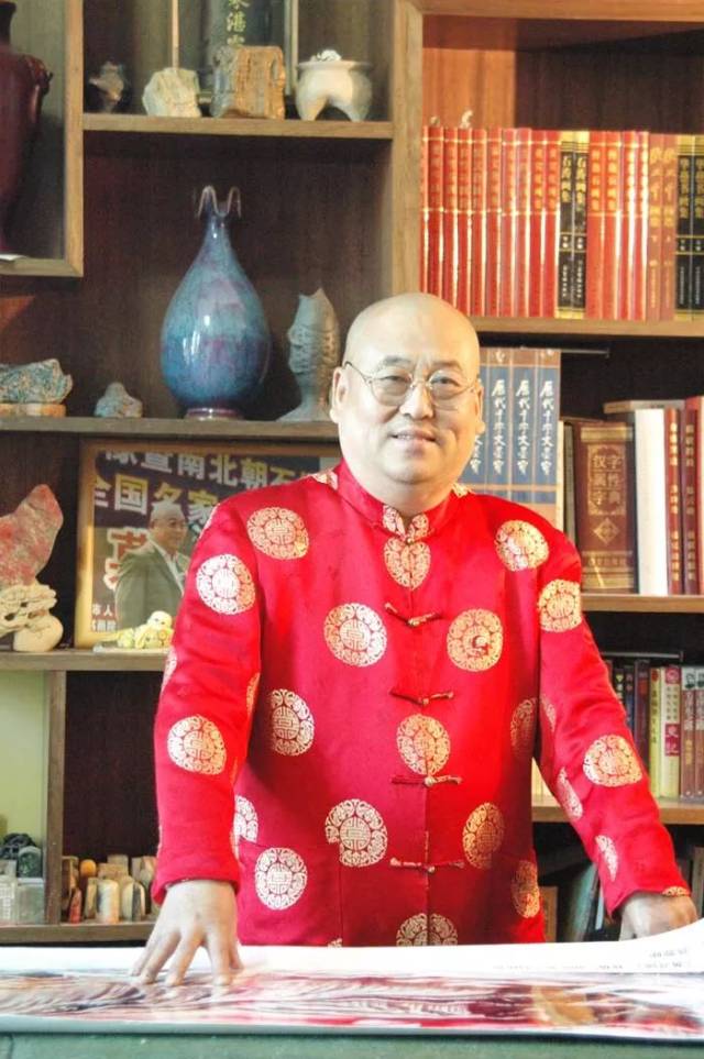 著名艺术家陈鼎坤先生国画作品展开鉴证备案工作_手机搜狐网