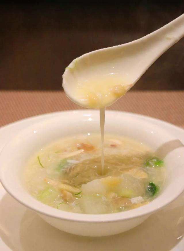 送福利!5分钟手把手教学,清香不腻的鱼蓉羹get丨大厨私房菜