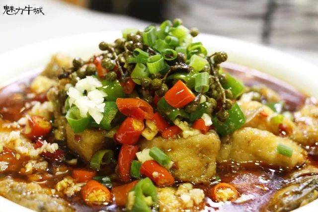 邢台开元广场好吃的鲜椒鱼麻辣鱼杂价格低到