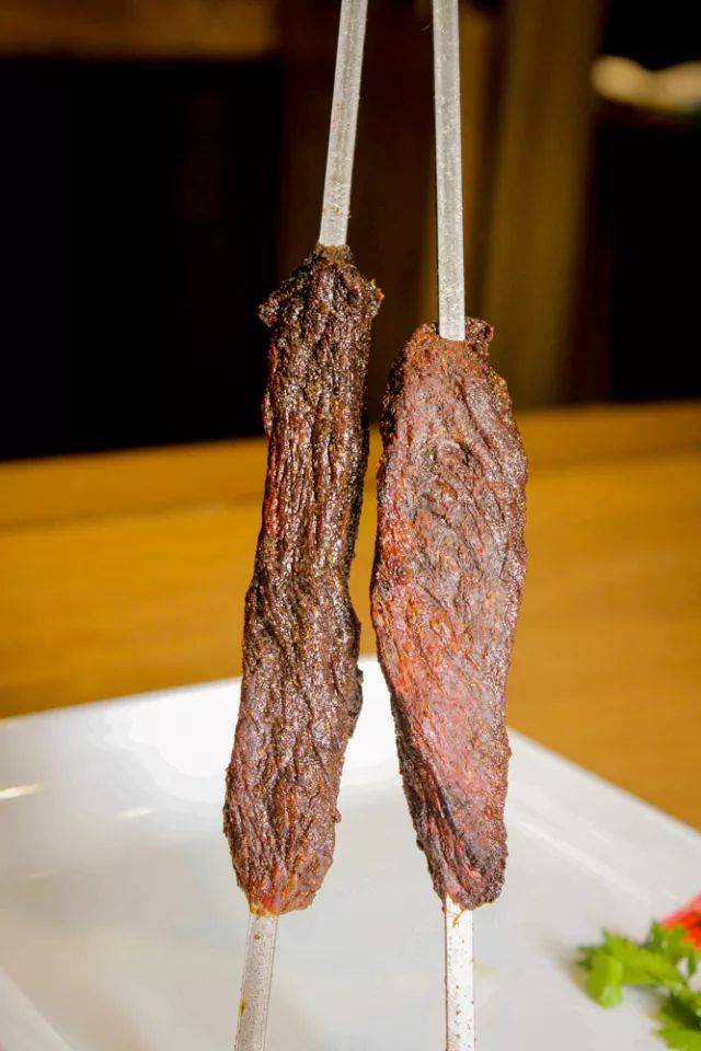 串甲天下牛肉干