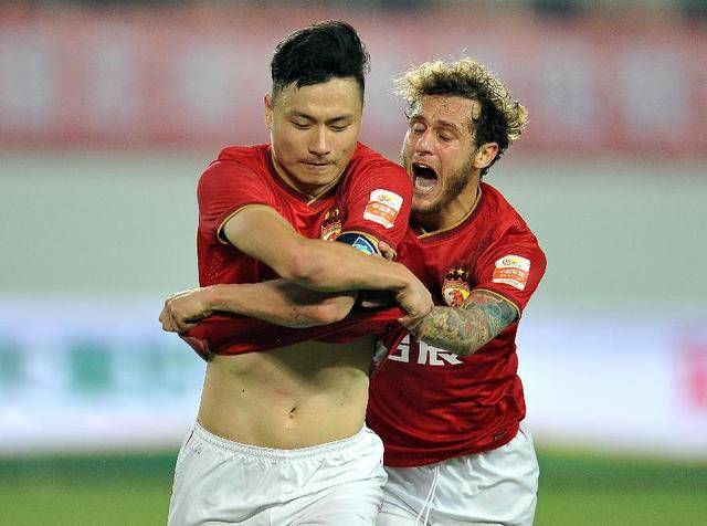 梅西C罗已出局,来看中超吧,比甲名宿离队拉开