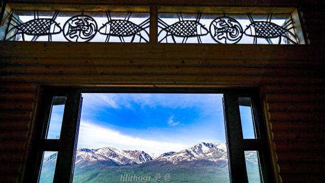 到了观鱼台才能真正一窥喀纳斯湖全貌.