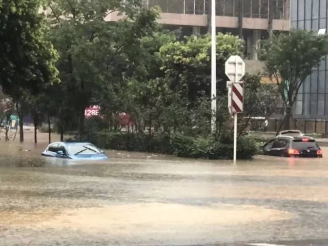 成都内涝,城市内涝,上海内涝_大山谷图库