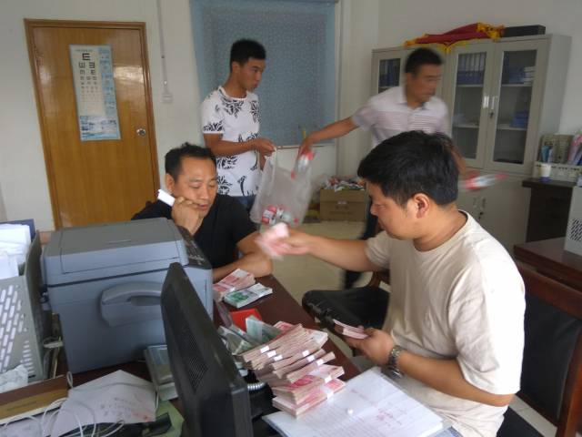 亳州市谯城区人社局为农民工追讨16万元工资_手机搜狐网