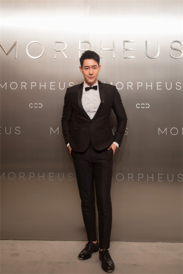 陈正飞出席澳门酒店开幕 汪峰等群星汇聚_手机搜狐网