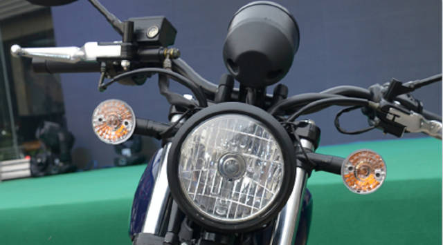 钱江k-light200车型,复古型运动太子车