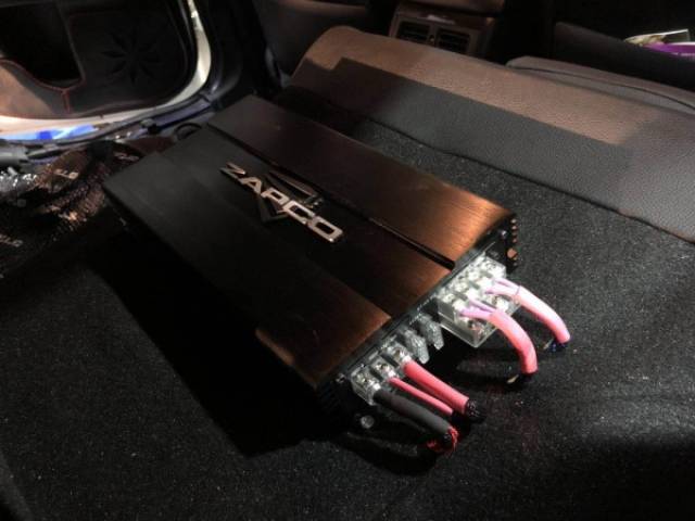 温馨好音乐 丰田锐志改装丹麦丹拿二分频喇叭——汕尾天仔汽车音响