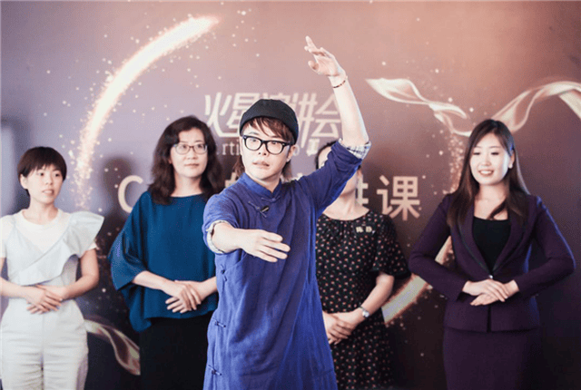 CEO演讲课强势来袭,火星演讲会助力企业家品