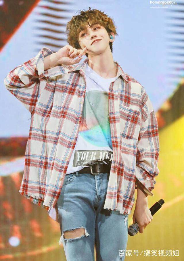 蔡徐坤猛料八卦大曝光,蔡徐坤小时候原来长这