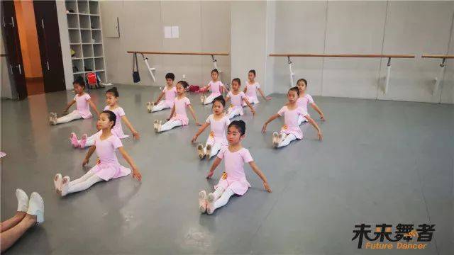 少儿舞蹈考级