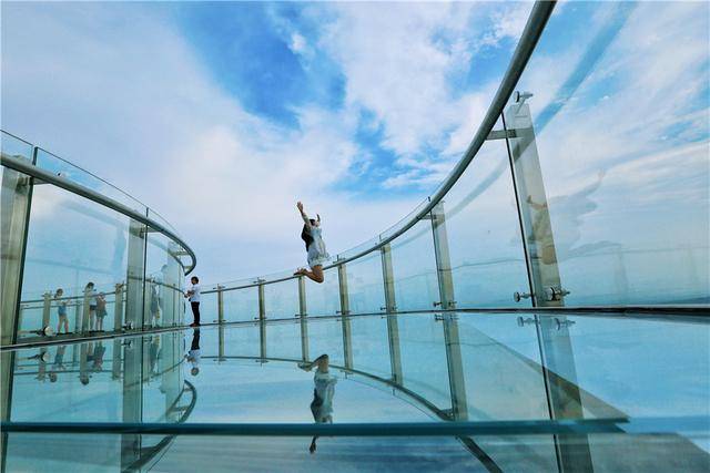 中原大地出现天空之境,环形栈道比美国科罗拉多大峡谷的还长9米