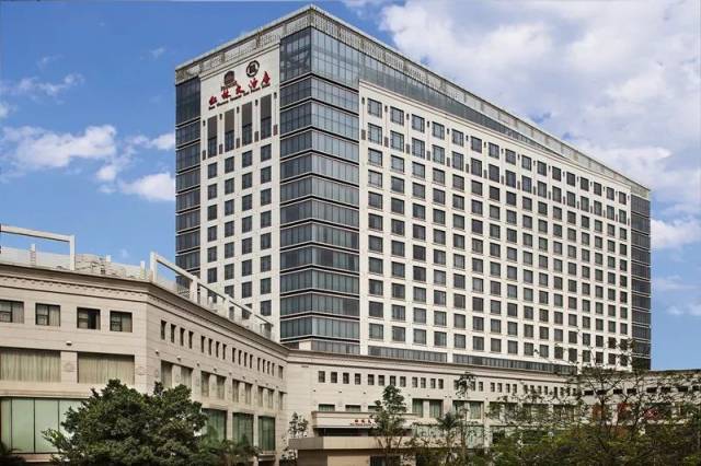 报名参加宴礼2018红林婚礼季的新人 到现场可以领取一份 红林大酒店