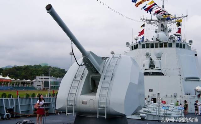 c紧凑型(compact)100毫米单管自动舰炮研发的国产"210"舰炮的隐身改型