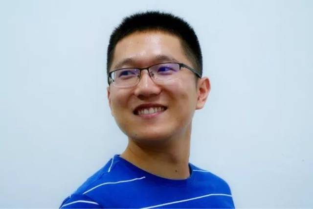 2017年初,赵柏村机井改造完成后,刘选民的葡萄在高温天气下依然获得