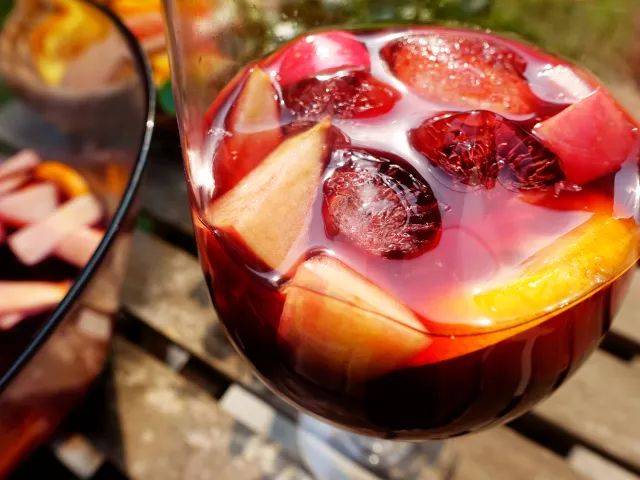 西班牙水果酒桑格利亚
