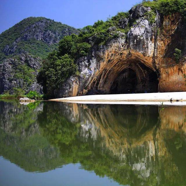 ins@skyandkzy ins@fsf_amor 在仙境般的山水间 「打水仗」也是普者黑