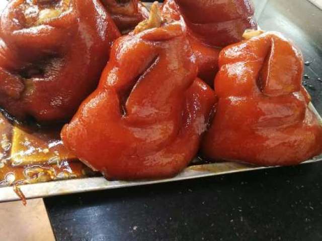 想要隆江猪脚饭销量好,卤猪脚放药材包不可少!