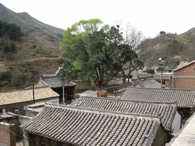 平山王母村图片