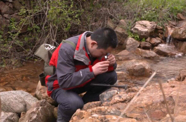 大別山深處的探寶人 掘到寶藏價值數千億!|好人365_手機搜狐網