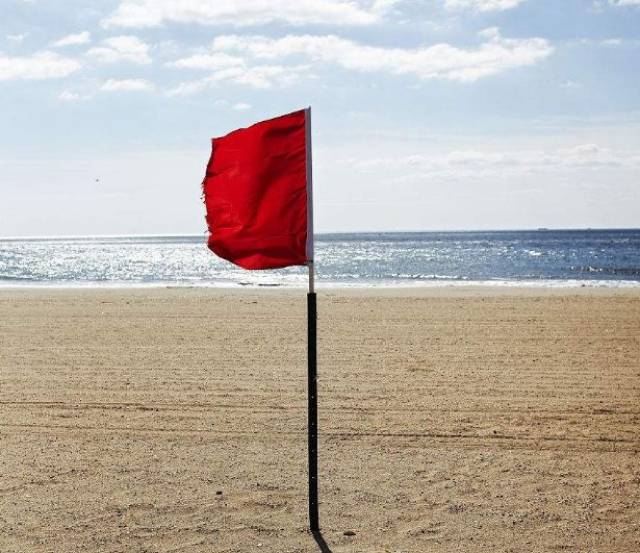 普吉岛翻船事件赔偿方案出炉!去泰国,下水前一定要看下这面旗帜!_手机