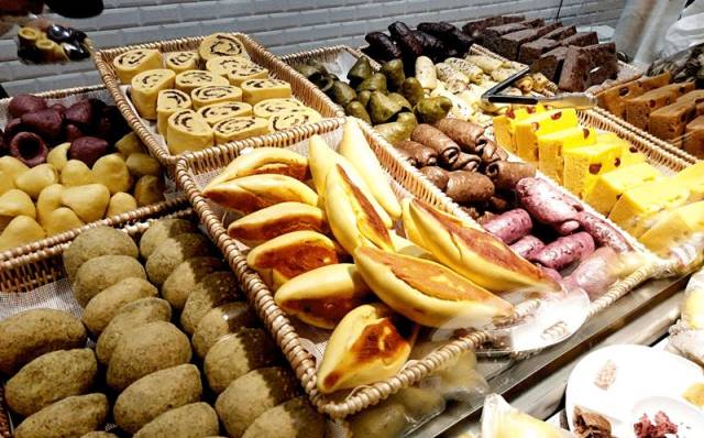 在超市内吃遍一条美食街?|这才是逛超市的正确姿势