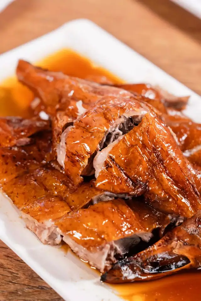 仅¥9.9就抢占!佛山第一只"非遗"金奖烧鹅,开业折扣不断,人均低至30