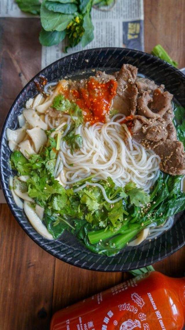 几分钟学会不会失手的简单美味版牛肉汤粉