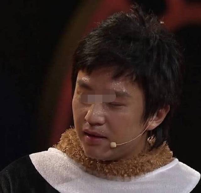邓超穿玩偶装满头大汗真敬业!和孩子在一起的他不在乎形象获怒赞