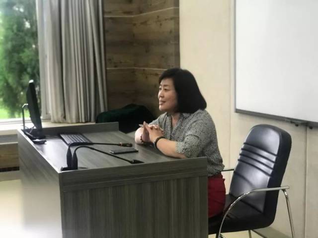 郭玮,赵秀梅,张琛,王立松,王博阳,陈鑫磊,吕晓燕,牛杰八位老师在会上