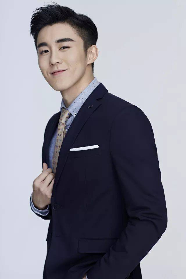 被《来自海洋的你》和《三生三世》导演力赞,业务水平很能打的胡浩博