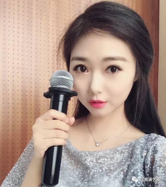 王菲儿——你以为白富美都在干嘛?