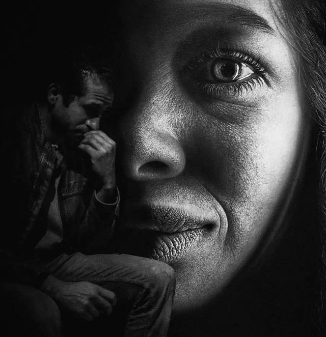 kamalky laureano的作品 在光明与黑暗中刻画的形象 所形成鲜明的对比