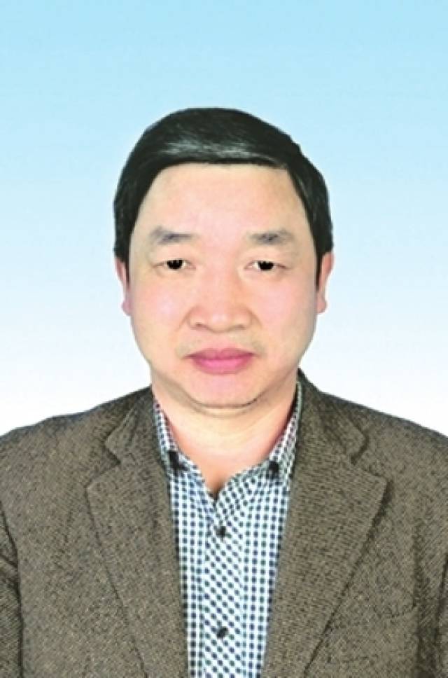 王中原:在田间地头挥洒才智