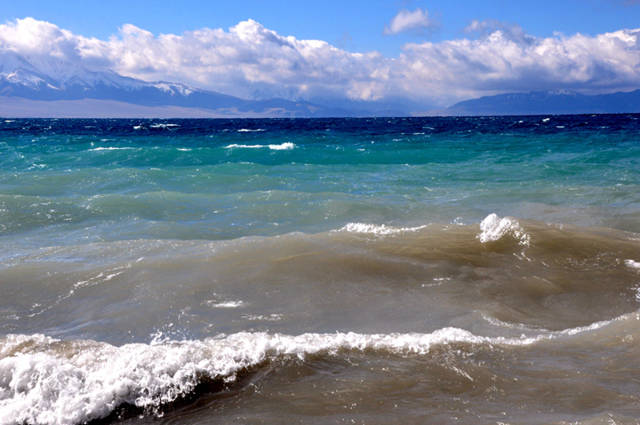 陪着老妈逛新疆——《大西洋最后一滴眼泪赛里木》