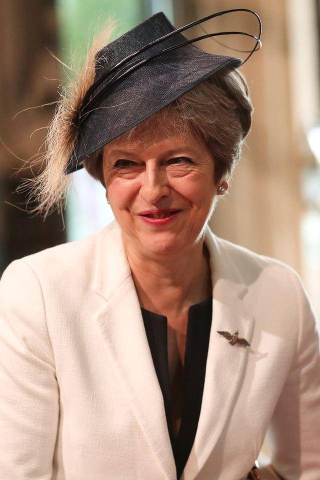 英国女首相梅姨图片