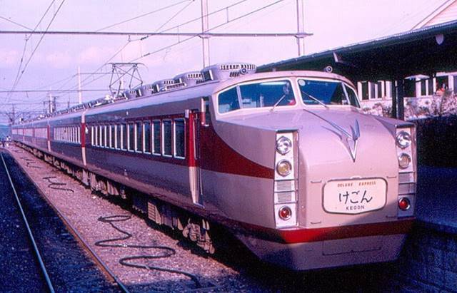 日本三大豪华列车图片