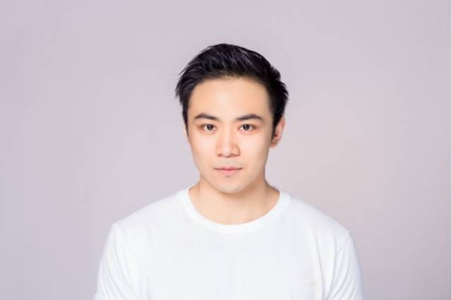 演出倒计时一周,他们居然被按着挠痒痒肉?