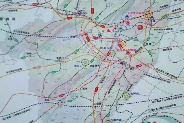 都市快轨永川站为地下站,线路供电系统或已完工!
