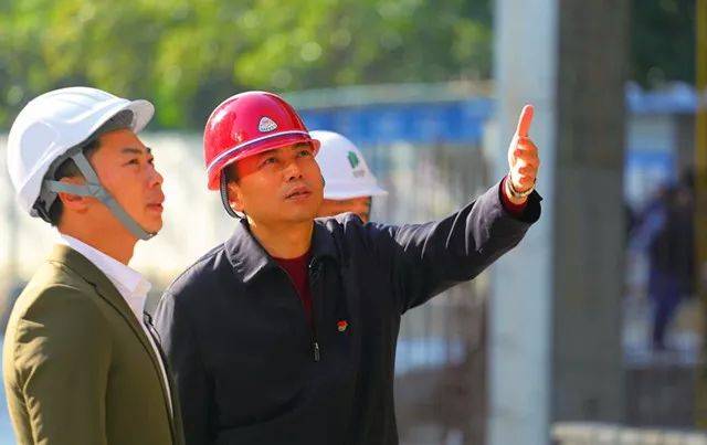 打造泉州中心市区增长极——区党工委书记吴汉宗接受专访