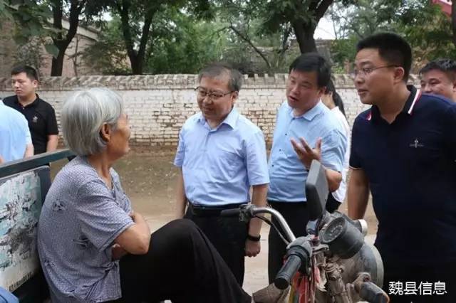 【今日头条】县委书记卢健深入前大磨乡,北皋镇检查指导脱贫攻坚工作