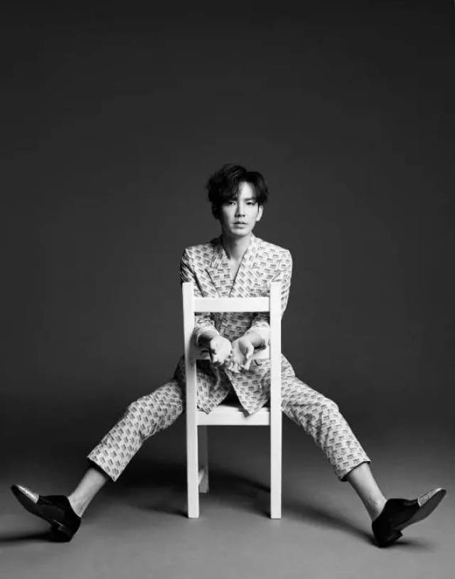 并行不悖的钟汉良