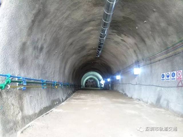 截至目前,深圳地铁5号线南延线的7座车站已全部封顶,隧道全线洞通
