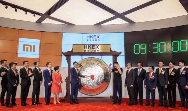 雷军的超能力:他说的每句话都像板上钉钉,好像牛顿定律一样