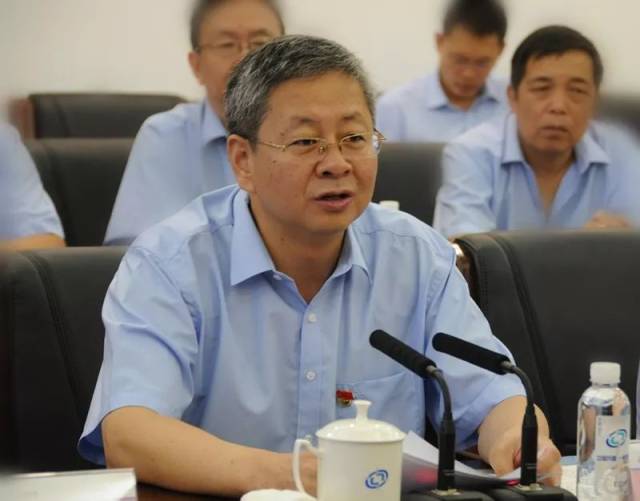 经理靳宏荣为组长的国防科工局专家组对公司武器装备科研生产质量进行